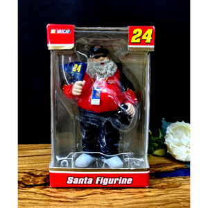 2005 NASCAR Jeff Gordon #24 Dupont 8" Santa Claus Christmas Figuirine by TREVCO